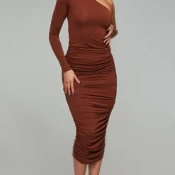 Robe Mi-longue Asymétrique Chocolat Froncée