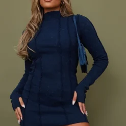 Robe Moulante Côtelée Bleu Délavé à Col Montant Et Détail Coutures