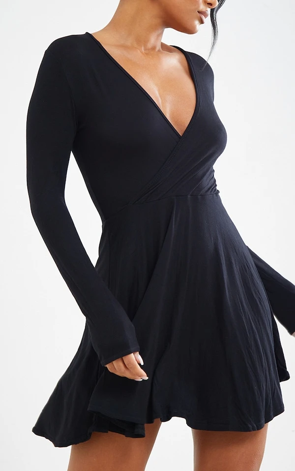 Robe Patineuse Manches Longues Noire En Jersey Style Cache-coeur 4 Robe Patineuse Manches Longues Noire En Jersey Style Cache-coeur – Image 4