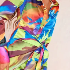 Robe Chemise Satinée Imprimé Abstrait Multicolore à Détail Noué 8 Robe Chemise Satinée Imprimé Abstrait Multicolore à Détail Noué -Jupe Lumine Soldes Boutique 5c28be67eca6207ed1937dedfecb3cab71d9135f cne4574 4