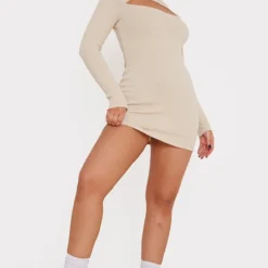Robe Moulante Côtelée Beige à Découpe Et Manches Longues -Jupe Lumine Soldes Boutique 5c76e750551620ac50f67161c6f79bea00ee3a77 cnc7082 4