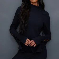 Robe Moulante Côtelée Noire à Manches évasées Découpées