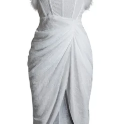 Robe Mi-longue Blanche Drapée En Dentelle à Détail Corset Et Bordure à Plumes -Jupe Lumine Soldes Boutique 5de5192b8fc05b1f139ee5727d248fb7ecf7524f cnc3036 5