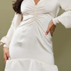 Robe Moulante Satinée Froncée Champagne à Décolleté Et Ourlet Volanté -Jupe Lumine Soldes Boutique 5fa17fe3e739b54eacb7db17c0a21cbb1ee3ba50 cnc2973 4