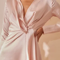 Robe Cache-coeur Satinée Nude à Manches Longues -Jupe Lumine Soldes Boutique 63066ca3675f51e281f7305a966f4608873c84b5 clu9954 4