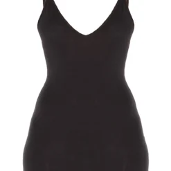 Robe Moulante Basique Noire à Bretelles Et Décolleté Très Plongeant -Jupe Lumine Soldes Boutique 6c7c1e9ddd84bb23f07d73c1713978b343723ed3 clv6845 6