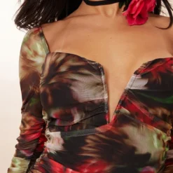 Robe Moulante En Mesh Fleuri Rouge Froncé à Barre En V -Jupe Lumine Soldes Boutique 6f28721a863548ba91bf98d7a30ccda972b68904 cnd0392 4