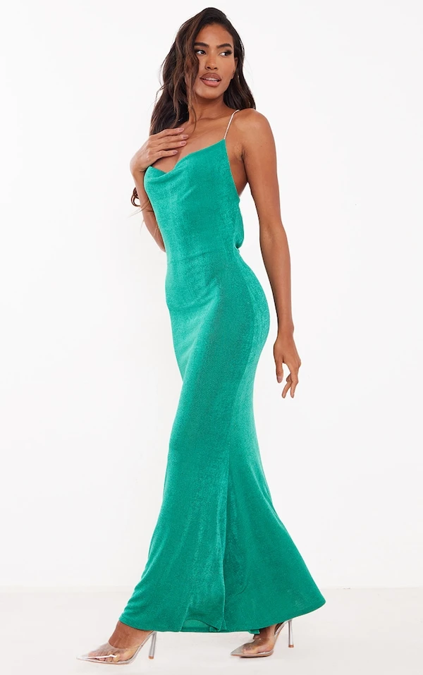 Robe Longue Moulante En Acétate Verte à Dos Bénitier Et Bretelles à Strass 3 Robe Longue Moulante En Acétate Verte à Dos Bénitier Et Bretelles à Strass – Image 3