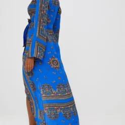 Robe Kimono Longue Bleu Cobalt à Imprimé Géométrique 7 Robe Kimono Longue Bleu Cobalt à Imprimé Géométrique -Jupe Lumine Soldes Boutique 774676da3e33e74f842cb31326257b49b0fc7c01 CLT4769 2