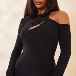 Robe Manches Longues Très Moulante Asymétrique Noire à Agrafes Et Oeillets 8 Robe Manches Longues Très Moulante Asymétrique Noire à Agrafes Et Oeillets -Jupe Lumine Soldes Boutique 77e52a0994b3b7d09c1948f02aab01ead459bd4a cnd0323 4