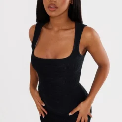 Robe Moulante Sans Manches En Maille Côtelée Noire Détail Taille 9 Robe Moulante Sans Manches En Maille Côtelée Noire Détail Taille -Jupe Lumine Soldes Boutique 7e5e687c35ef5b85d96d04054dc83a64b087dbac cnd1304 1