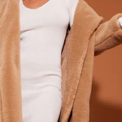 Robe Mi-longue En Maille Crème Clair à Col En V 9 Robe Mi-longue En Maille Crème Clair à Col En V -Jupe Lumine Soldes Boutique 81b6f676e732b1ee4b7125fbf3cd8935a1c390a9 cmu0226 4