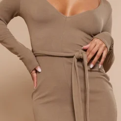 Robe Moulante Vert Olive à Dos Nu Noué Et Manches Longues -Jupe Lumine Soldes Boutique 85c86351bfcb393eeb53d4a4e3855f2615572d03 cnd4069 4