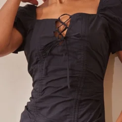 Robe Moulante Froncée Noire à Lacets Et Manches Bouffantes 8 Robe Moulante Froncée Noire à Lacets Et Manches Bouffantes -Jupe Lumine Soldes Boutique 87116d609eae321a0562b6b0bca7f091bb21f758 cnd5464 4