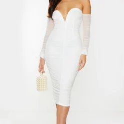 Robe Mi-longue En Mesh Froncé Blanc à Col Bardot Et Barre En V