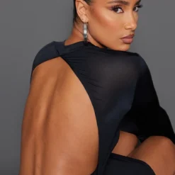 Robe Très Moulante Noire à Manches Longues Et Dos Bénitier -Jupe Lumine Soldes Boutique 8c735f458f303f37149a713d33de47387c6745fa cnc7737 4