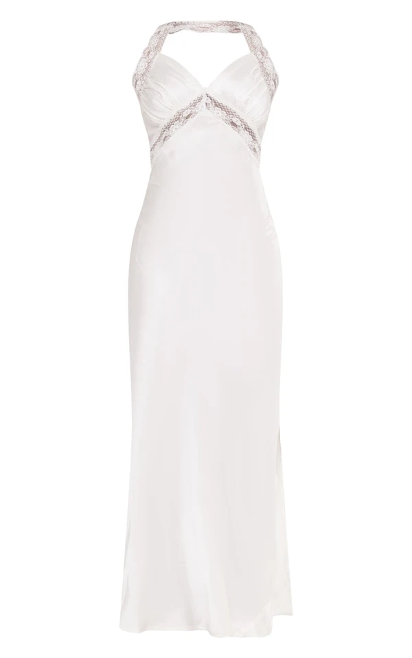 Robe Longue Satinée Champagne Fendue à Col V Et Détail Dentelle 5 Robe Longue Satinée Champagne Fendue à Col V Et Détail Dentelle – Image 5