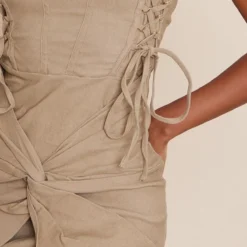 Robe Moulante Bustier Tissée Stretch Café Au Lait Lacée à Corset -Jupe Lumine Soldes Boutique 8fd3fbf9760f26f00fe7de35415d3f282a76b406 cnd0401 4