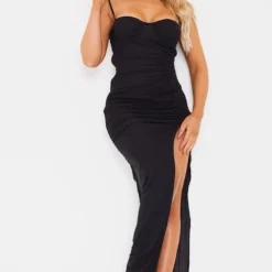 Robe Longue En Mesh Noir Détail Bonnets