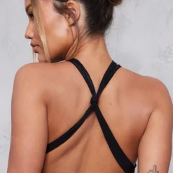 Robe Très Moulante Noire à Détail Noué Derrière -Jupe Lumine Soldes Boutique 9218ee821bf21966de46951894c59c39a59eefd4 cnd2274 4