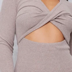 Robe Mi-longue Côtelée Café Au Lait Croisée Devant Fendue Sur Le Côté 8 Robe Mi-longue Côtelée Café Au Lait Croisée Devant Fendue Sur Le Côté -Jupe Lumine Soldes Boutique 9538c9525a79957d8a76b64cd2153e40261d7cae cnb4465 4