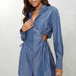 Robe Chemise Bleu Foncé à Taille Froncée Et Découpée