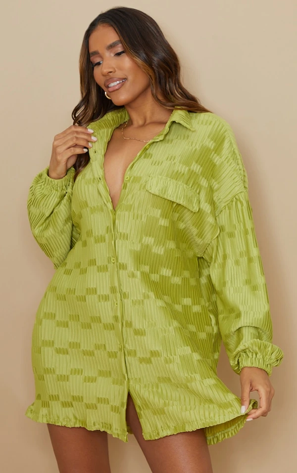 Robe Chemise Oversize Vert Olive Crêpée Et Plissée 1 Robe Chemise Oversize Vert Olive Crêpée Et Plissée