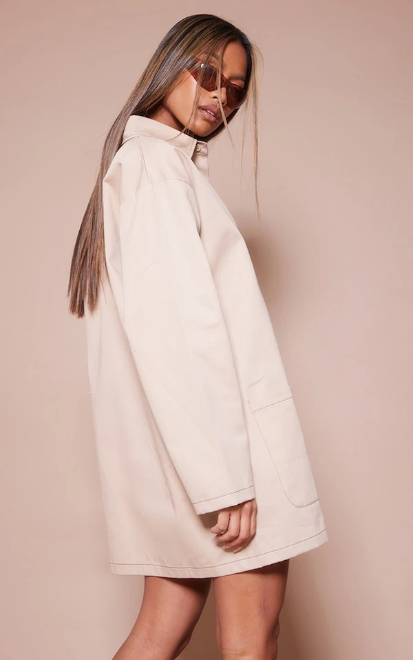 Robe Chemise Sable à Coutures Contrastantes Et Poches Cargo 2 Robe Chemise Sable à Coutures Contrastantes Et Poches Cargo – Image 2