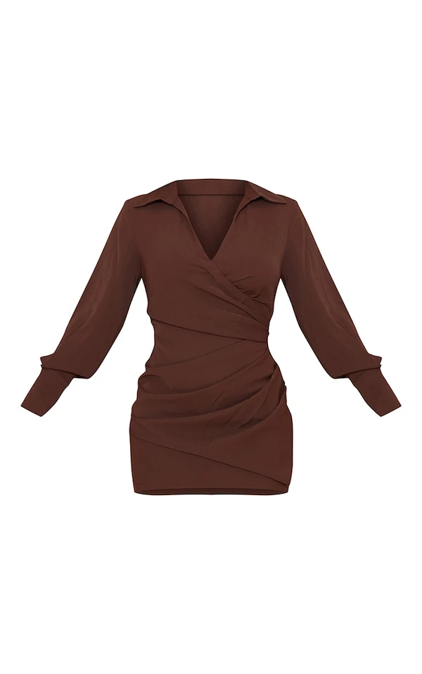 Robe Chemise Plissée Chocolat Style Cache-coeur 5 Robe Chemise Plissée Chocolat Style Cache-coeur – Image 5