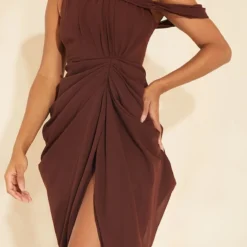 Robe Mi-longue En Mousseline De Soie Chocolat à Bretelle Asymétrique Et Drapé 8 Robe Mi-longue En Mousseline De Soie Chocolat à Bretelle Asymétrique Et Drapé -Jupe Lumine Soldes Boutique 9bcdd637a2c2c00e1bc6cea9e0e78f8346532c15 cmu6117 5
