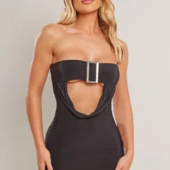 Robe Bustier Très Moulante Noire à Col Bénitier Et Boucle 7 Robe Bustier Très Moulante Noire à Col Bénitier Et Boucle -Jupe Lumine Soldes Boutique 9c6c9f3e0c04f1290111e7afe6ea29601ea90ee1 cnd7719 3