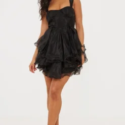 Robe Patineuse Noire En Organza à Bretelles épaisses Et Superpositions -Jupe Lumine Soldes Boutique a25f7153055f7315b1e7c5306313a2a6a9b08fb2 cnc3045 3