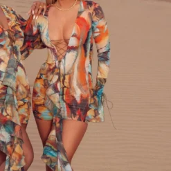 Robe De Plage En Mousseline De Soie Bleue Imprimé Papillons à Lacets