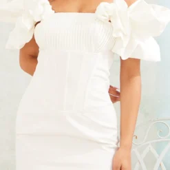 Robe Moulante Crème à Manches Bouffantes Et Corset Plissé -Jupe Lumine Soldes Boutique a3b4155ad9e06f2623cc768373d2c69004709792 cnd8008 4