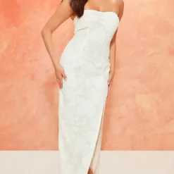 Robe Longue Bustier Crème Texturée à Fleurs -Jupe Lumine Soldes Boutique a52c0a55f2e0b823e3ee9136e1d152f4c482918a cne8539 3