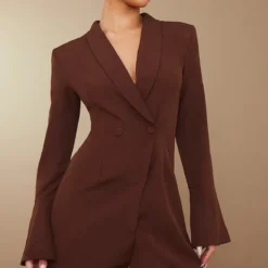 Robe Blazer Chocolat à Double Boutonnière Et Manches Flûtes