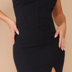 Robe Longue Noire Asymétrique à Découpes Et Détail Bonnets -Jupe Lumine Soldes Boutique aba555d8e417c4f4519d954452765bd20172d93b cna3569 4