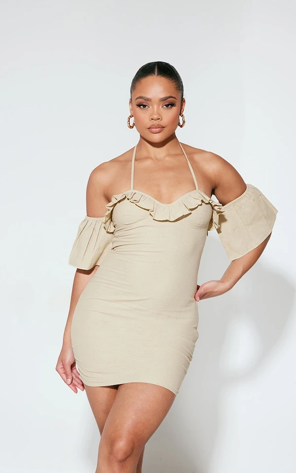 Robe Droite Vert Sauge En Maille Tissée Découpée Volantée à Dos Nu Et Col Bardot 1 Robe Droite Vert Sauge En Maille Tissée Découpée Volantée à Dos Nu Et Col Bardot