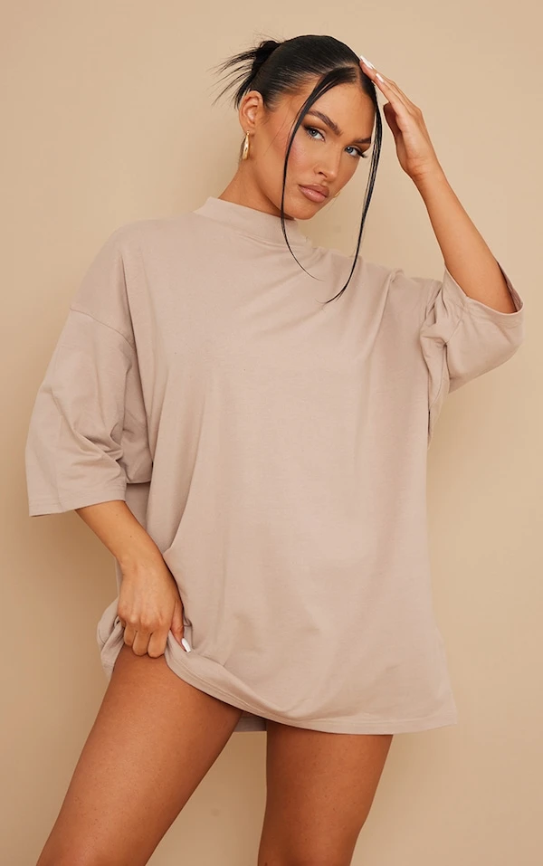 Zero Robe T-shirt Oversize Café Au Lait à Slogan Be You Not Them 2 Zero Robe T-shirt Oversize Café Au Lait à Slogan Be You Not Them – Image 2