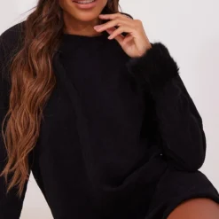 Robe Pull Oversize En Velours Côtelé Noir à Manchettes En Fausse Fourrure -Jupe Lumine Soldes Boutique b17ddbba77c7ef22bc850a002a013da1b56ea67b cnb1547 4