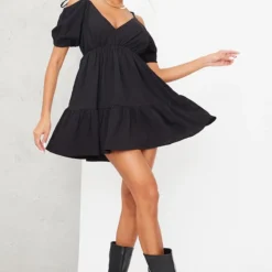 Robe Droite Texturée Noire à Manches Bouffantes Et Col En V 7 Robe Droite Texturée Noire à Manches Bouffantes Et Col En V -Jupe Lumine Soldes Boutique b589c3b736eead551009aa350ce2198a29042bf5 cmy1762 4