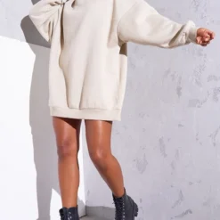 Renew Robe Pull Oversize Beige 7 Renew Robe Pull Oversize Beige -Jupe Lumine Soldes Boutique b62decbb6008408967ee56649ad1959c677305a5 cmt6006 4