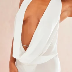 Robe De Plage Blanche Décolletée à Dos Ouvert -Jupe Lumine Soldes Boutique b7eb9d7eedf0d4414367c3df384dfe63529c5c31 cne1674 4