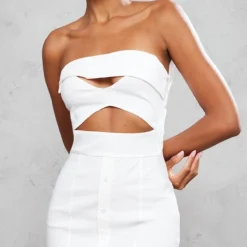 Robe Moulante Bustier Crème à Découpes Et Boutons -Jupe Lumine Soldes Boutique b857ef94a74e2aad655b0b507b2126712f22c97e cnd4021 3