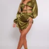 Robe Droite Satinée Verte Olive Découpée à Nouer