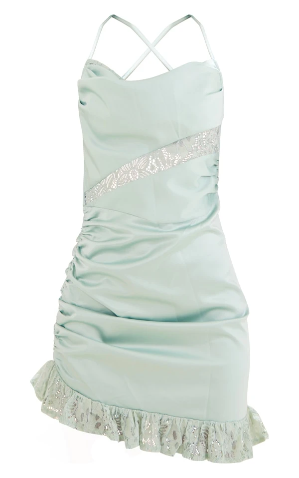 Robe Moulante Sauge Satinée Lacée à Volants Et Col Bénitier 5 Robe Moulante Sauge Satinée Lacée à Volants Et Col Bénitier – Image 5