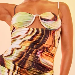 Robe Multicolore Imprimé Dégradé Découpée à Bretelles Et Armatures -Jupe Lumine Soldes Boutique bcc4552217c86a3f804051c0ef9e766ecdc3b949 cnd5872 4