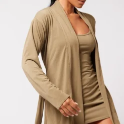 Robe De Chambre Courte En Jersey Brossé Kaki 8 Robe De Chambre Courte En Jersey Brossé Kaki -Jupe Lumine Soldes Boutique bd62b8b975f4bcb4154f45346e5845cdff514e30 cne3033 4