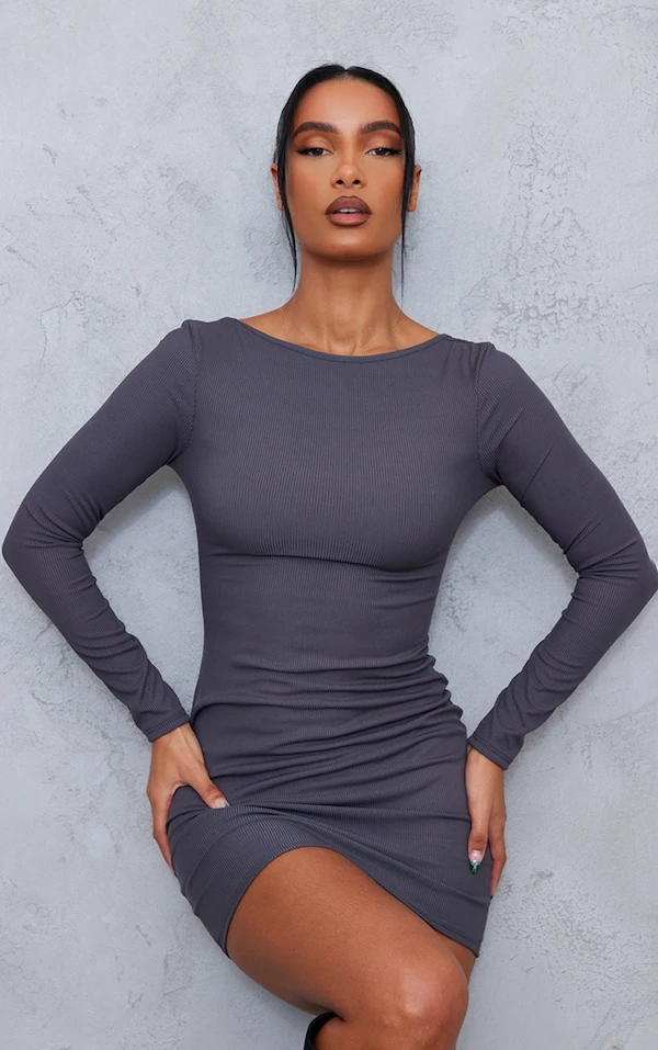 Robe Moulante Côtelée Gris Anthracite à Dos Lacé Et Manches Longues 2 Robe Moulante Côtelée Gris Anthracite à Dos Lacé Et Manches Longues – Image 2