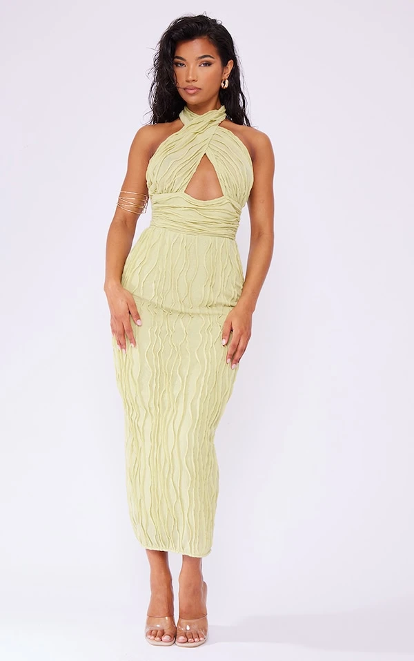 Robe Mi-longue En Jersey Texturé Vert Sauge à Bretelles Croisées Au Cou 1 Robe Mi-longue En Jersey Texturé Vert Sauge à Bretelles Croisées Au Cou